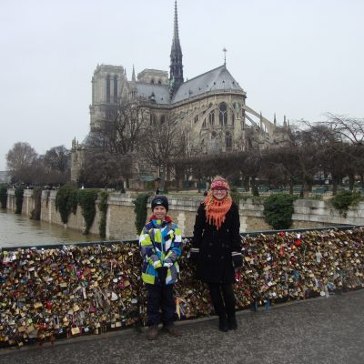 Paris.kids.lock.bridge.ND