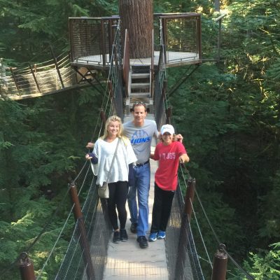 V.Capilano.bridge.kids.dad.4